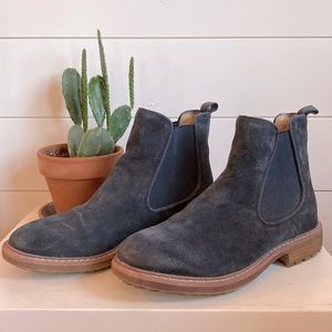 SOFFT women’s chelsea boot >> 7.5